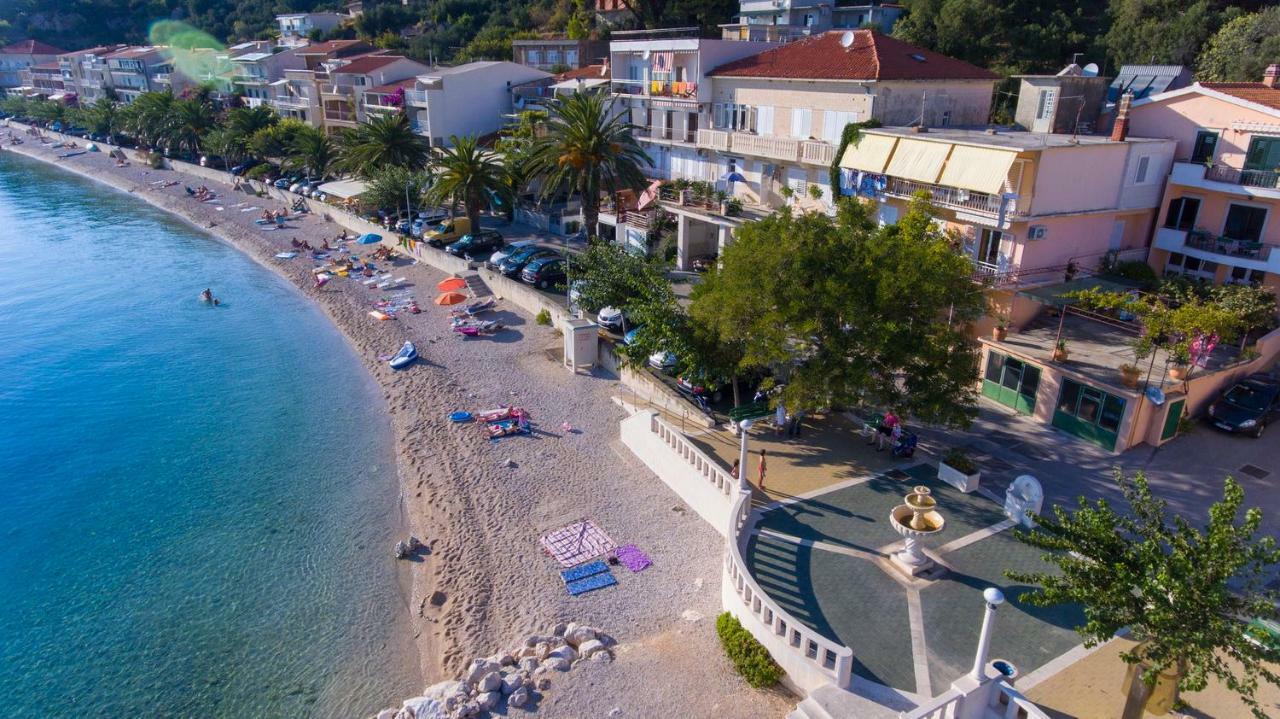 Apartments Lara Podgora Exterior foto