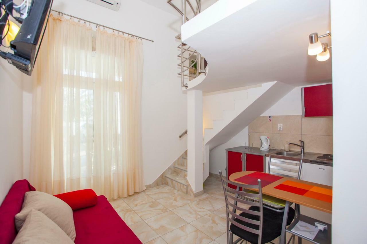 Apartments Lara Podgora Exterior foto